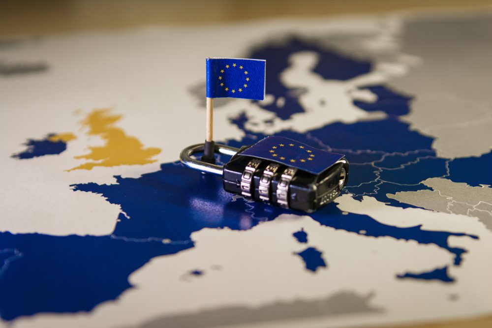 Map of EU with padlock